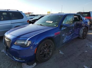  Salvage Chrysler 300