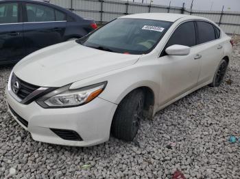  Salvage Nissan Altima