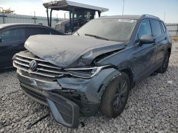  Salvage Volkswagen Tiguan