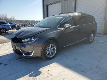  Salvage Chrysler Pacifica