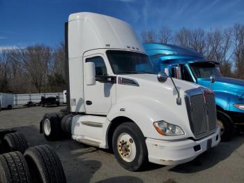  Salvage Kenworth T680