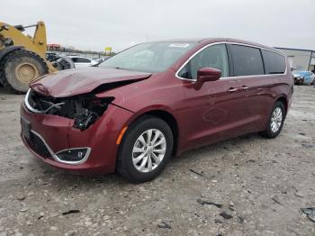  Salvage Chrysler Pacifica