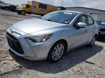  Salvage Toyota Yaris