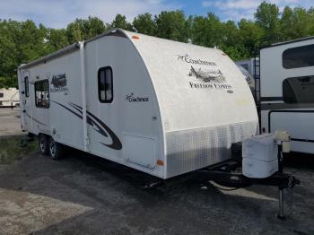  Salvage Coachmen Freedom