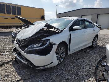  Salvage Chrysler 200