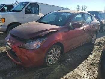  Salvage Toyota Yaris