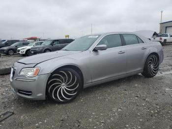  Salvage Chrysler 300