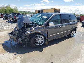  Salvage Chrysler Minivan