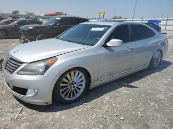  Salvage Hyundai Equus