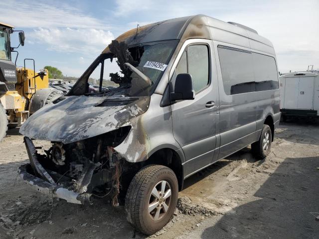  Salvage Mercedes-Benz Sprinter