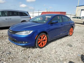  Salvage Chrysler 200