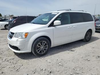  Salvage Dodge Caravan