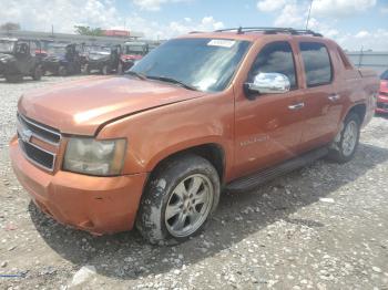  Salvage Chevrolet Avalanche