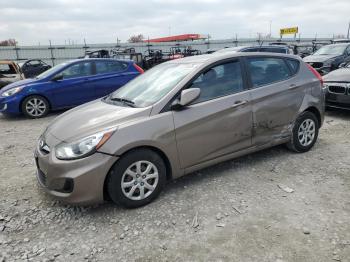  Salvage Hyundai ACCENT
