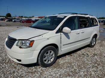  Salvage Chrysler Minivan