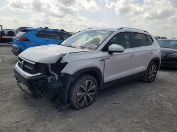  Salvage Volkswagen Taos