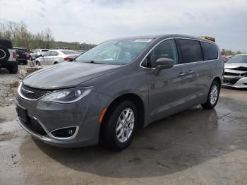  Salvage Chrysler Pacifica
