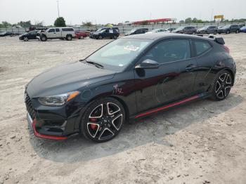  Salvage Hyundai VELOSTER
