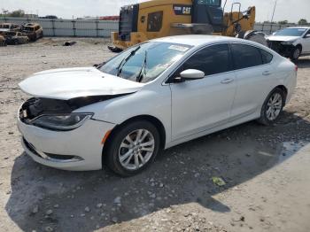  Salvage Chrysler 200