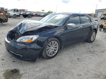  Salvage Chrysler 200