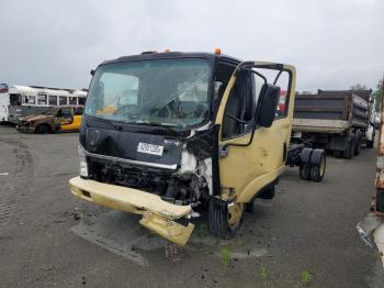  Salvage Isuzu Npr