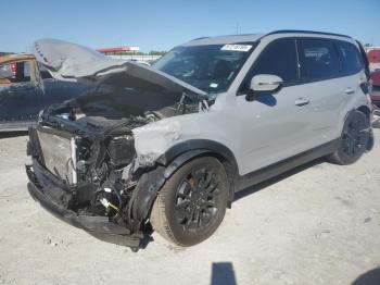  Salvage Kia Telluride