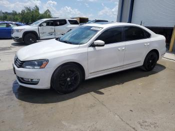  Salvage Volkswagen Passat