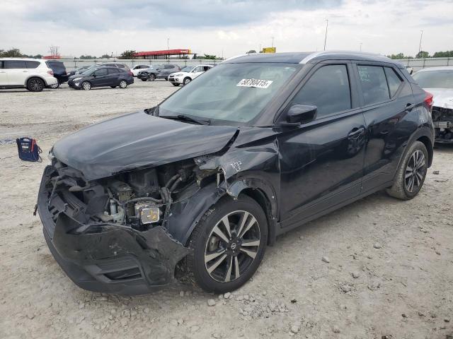  Salvage Nissan Kicks