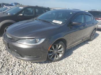  Salvage Chrysler 200