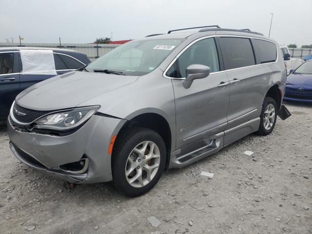  Salvage Chrysler Pacifica
