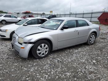  Salvage Chrysler 300