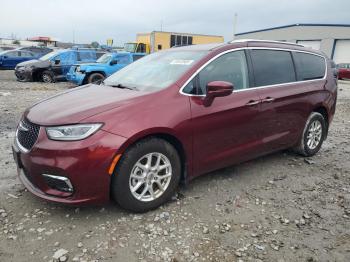  Salvage Chrysler Pacifica