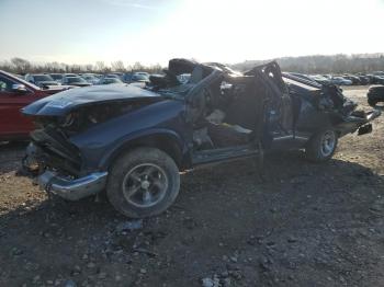  Salvage Chevrolet S-10