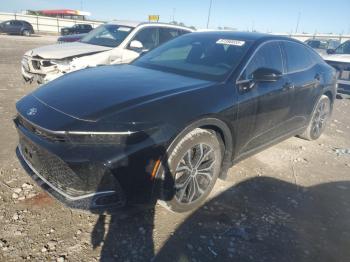  Salvage Toyota Crown Xle