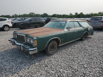  Salvage Ford LTD