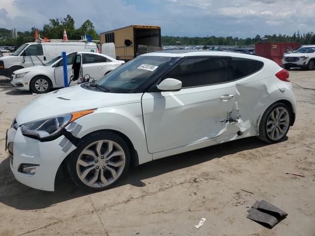  Salvage Hyundai VELOSTER