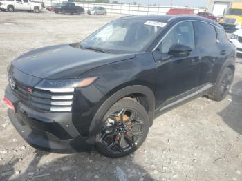  Salvage Nissan Kicks
