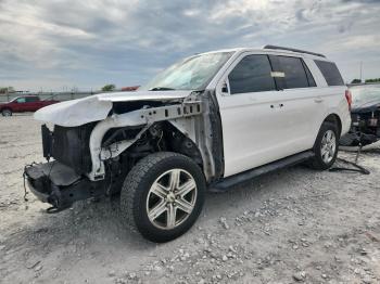  Salvage Ford Expedition