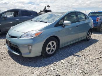  Salvage Toyota Prius
