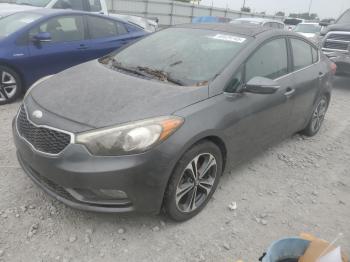  Salvage Kia Forte