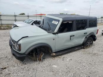  Salvage Ford Bronco