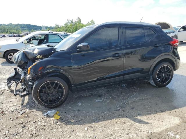  Salvage Nissan Kicks