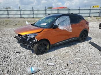  Salvage Nissan Kicks