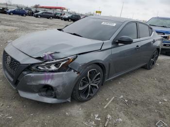  Salvage Nissan Altima