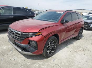 Salvage Hyundai TUCSON