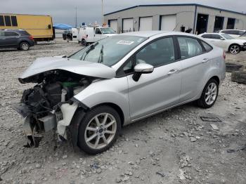  Salvage Ford Fiesta
