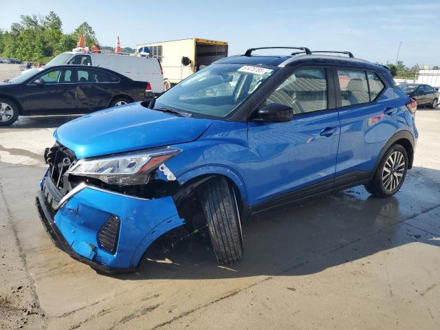 Salvage Nissan Kicks
