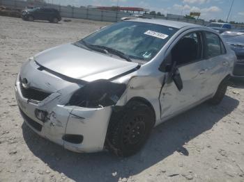  Salvage Toyota Yaris