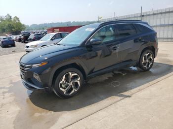  Salvage Hyundai TUCSON