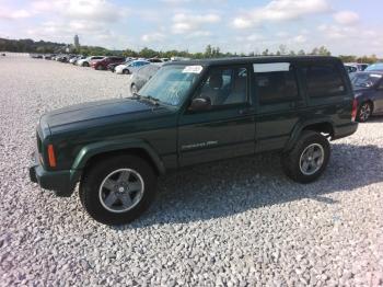  Salvage Jeep Cherokee